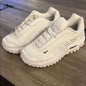 Comme des Garcons Homme Plus Nike Air Max Sneaker Unisex Size 6 NWT